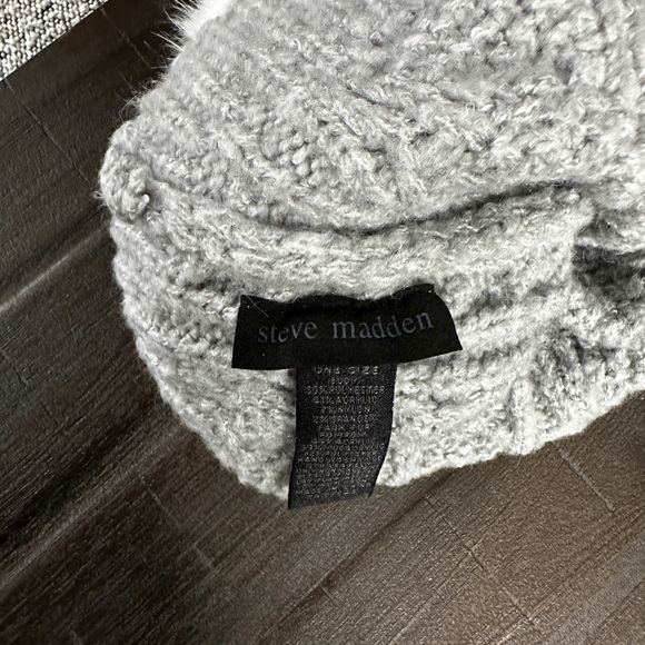 Steve Madden tuque - Picture 5 of 6